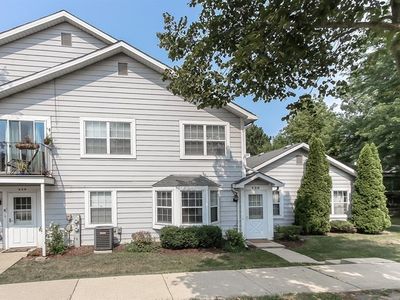 436 N Cambridge Dr, Palatine, IL, 60067