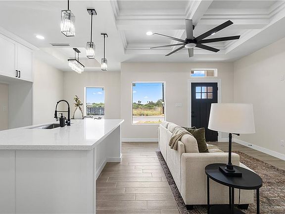 5th image of 1707 Baja Dr