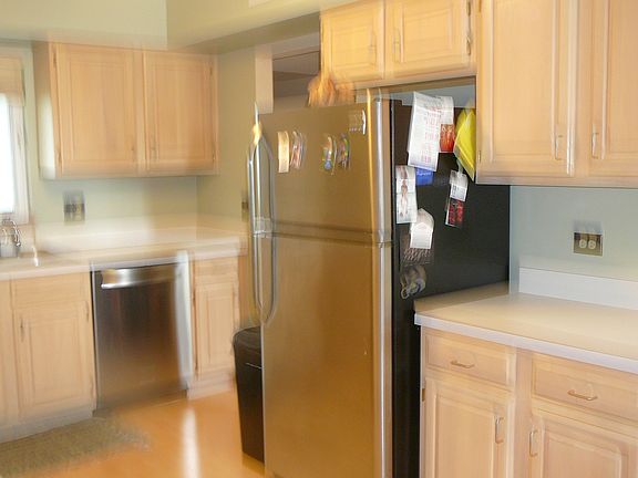 5th image of 114 Hampton Ave