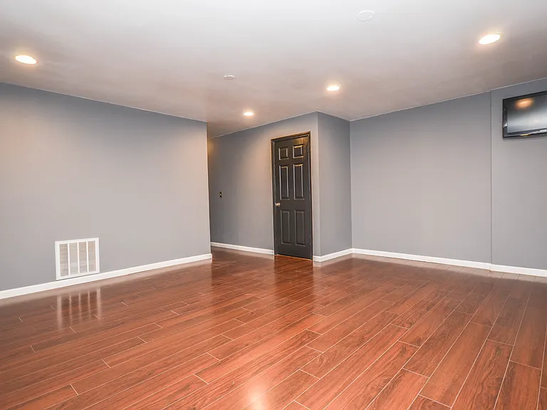 752 College Pkwy #7 — Photo 25