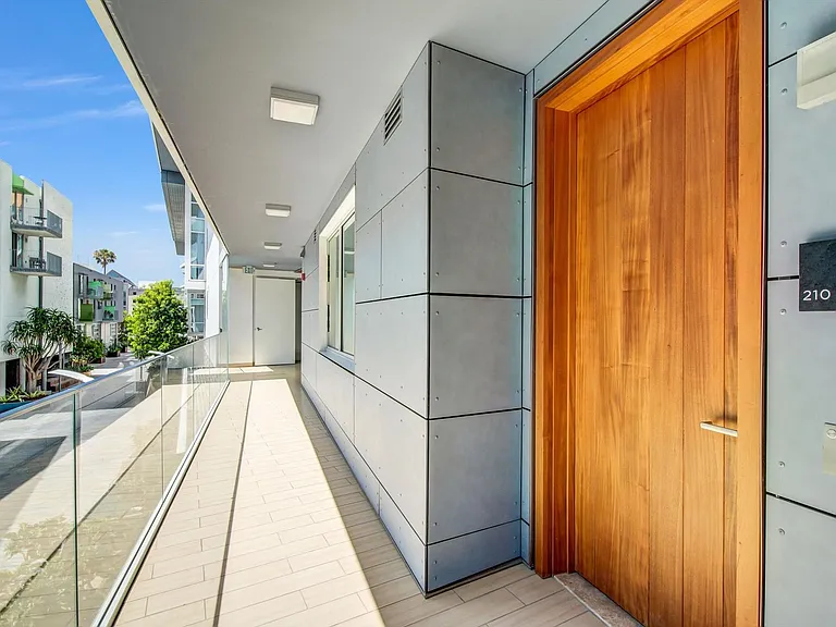 1705 Ocean Ave #210 — Photo 4