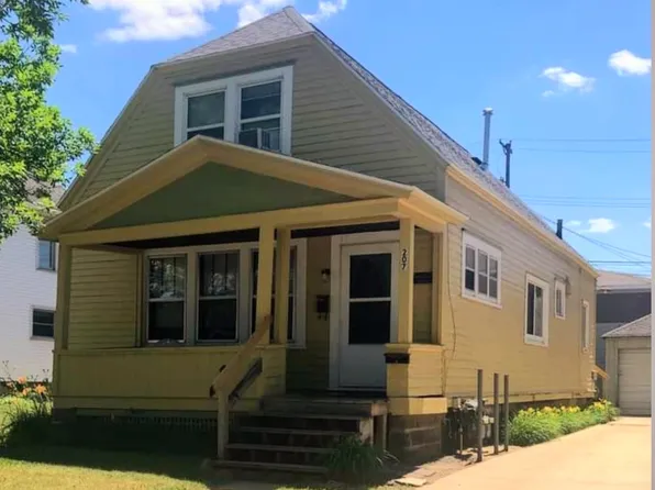 207 E 4th St #1, Winona, MN 55987