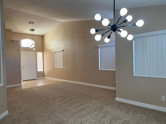 4th image of 838 Centaur Ave