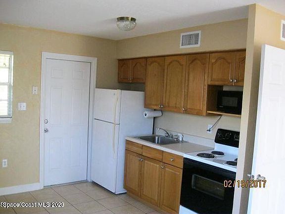 5th image of 355 Polk Ave APT 8