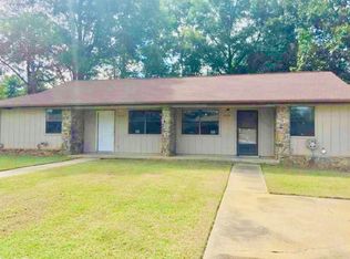115 N Park St #B, Cabot, AR 72023