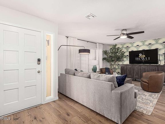 3rd image of 8638 E Whitton Avenue
