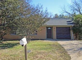 409 S 3rd Ave, Mansfield, TX 76063