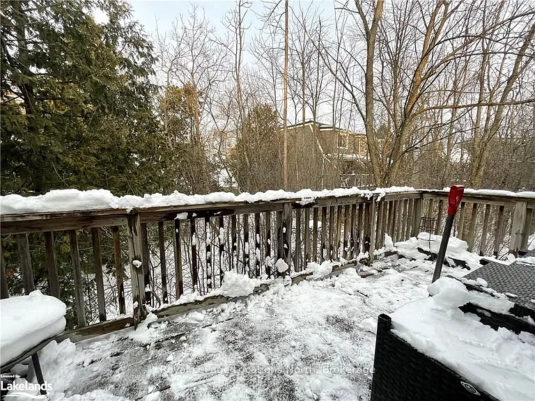 15 Harbour St W #244 — Photo 25