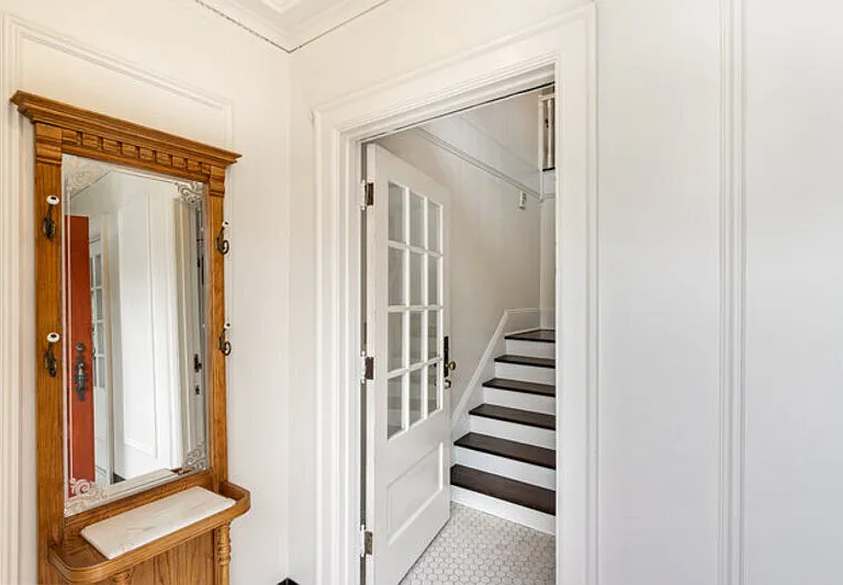 2906 Harvard Ave E #UPPER — Photo 3