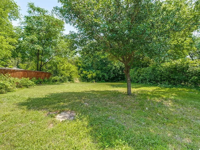 4022 Baker Ave — Photo 17