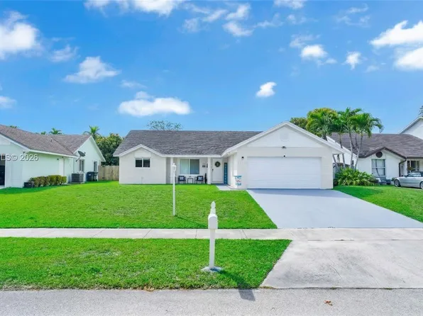 9770 SW 216th Ter, Cutler Bay, FL 33190