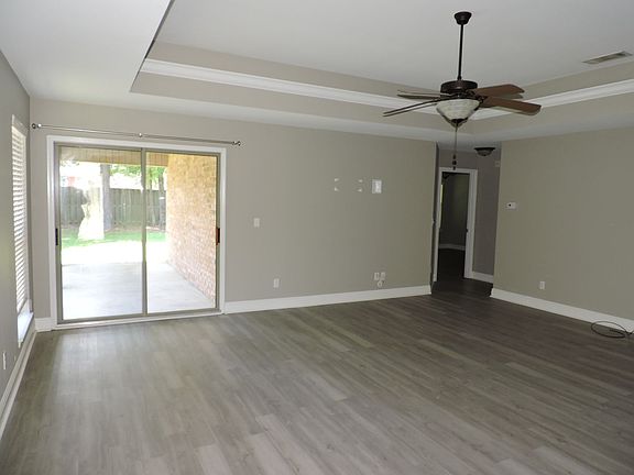 2nd image of 6060 Dunridge Dr