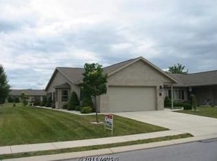 264 Woodvale Dr, Chambersburg, PA 17201