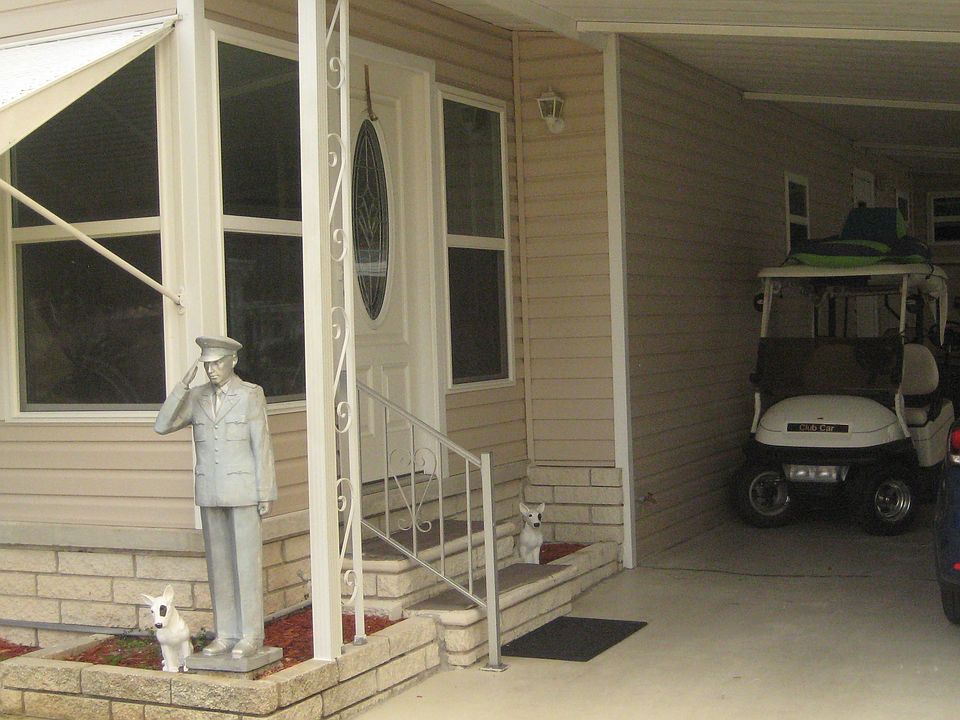 1st image of 36 William Penn Way