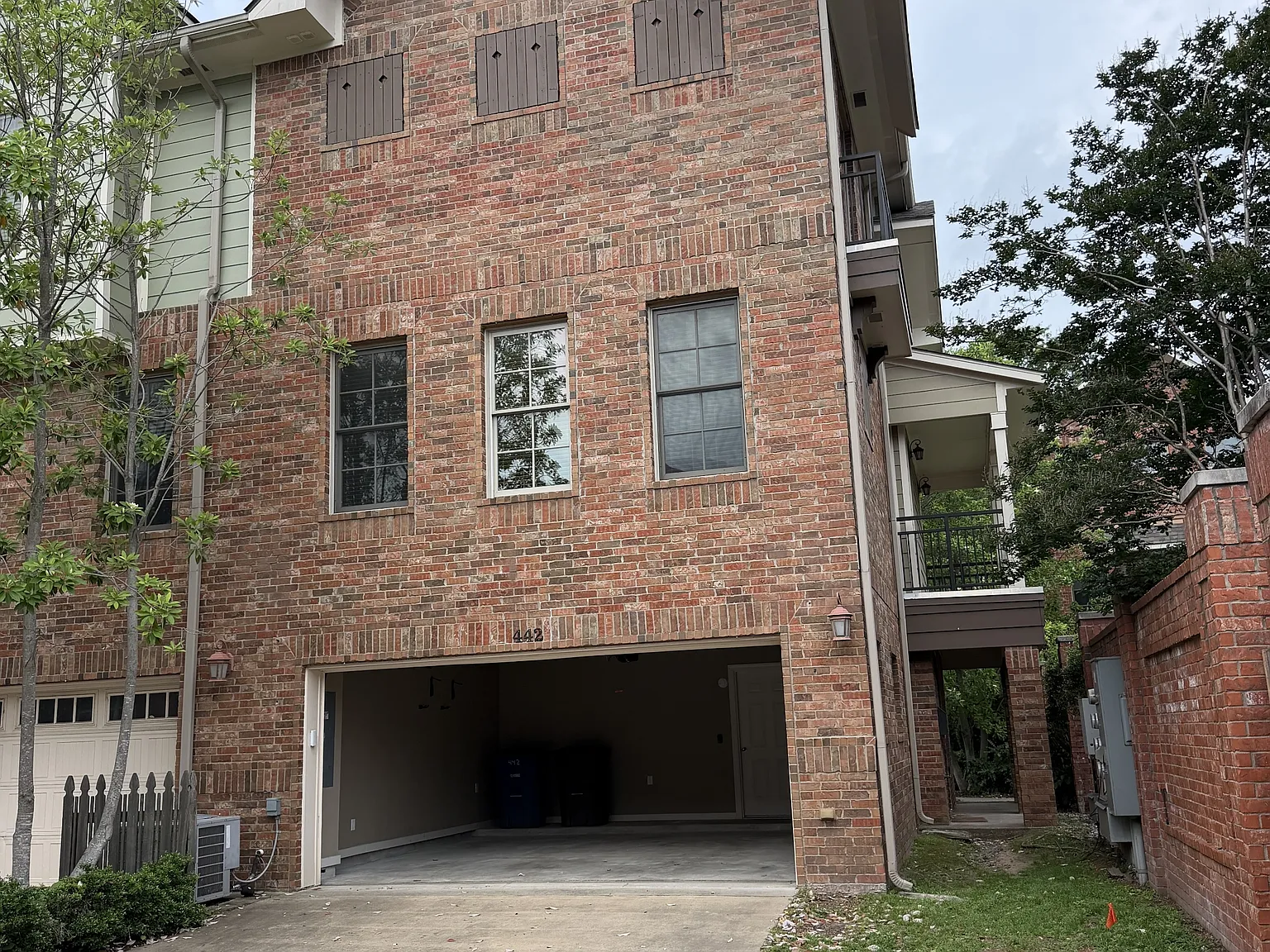 442 Maple Street - 1 — Photo 3