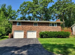 109 S 29th St, Decatur, IL 62521