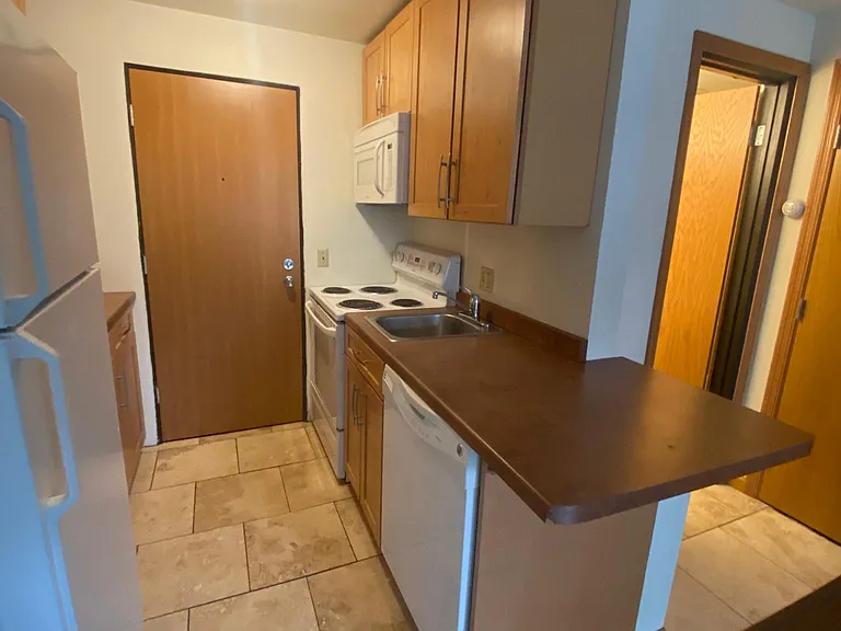 22 N Hancock St #207 — Photo 3