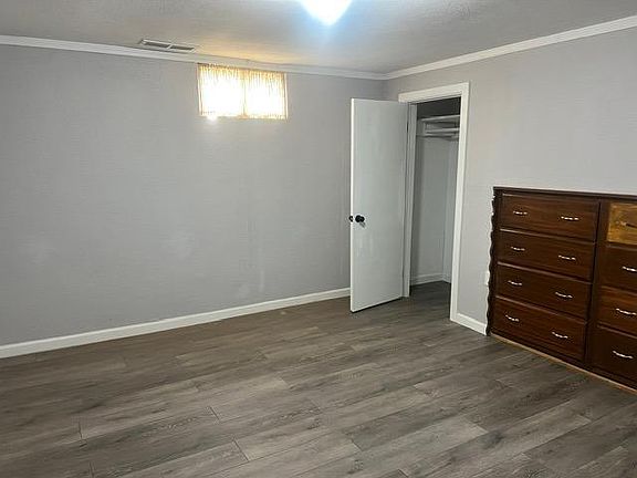 5th image of 303 N Arbell St