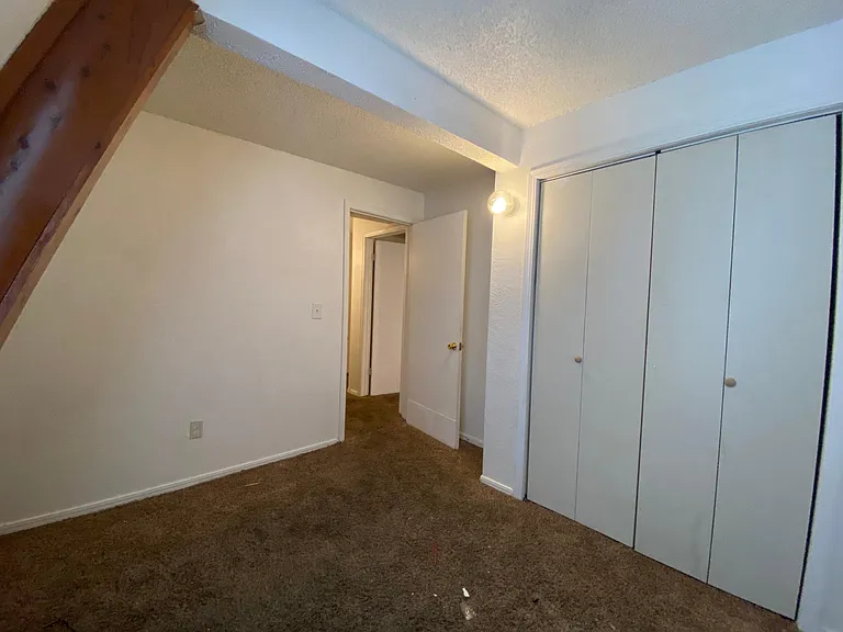 2401 SW 43rd St #3 — Photo 15