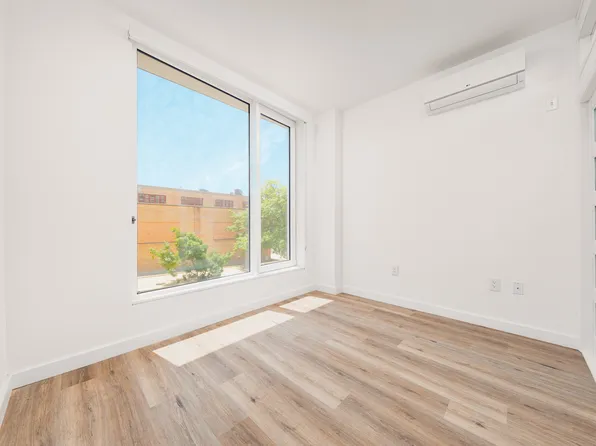 21 Garden Street image 6 of 24