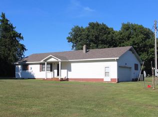 3724 S 188th Rd, Bolivar, MO 65613