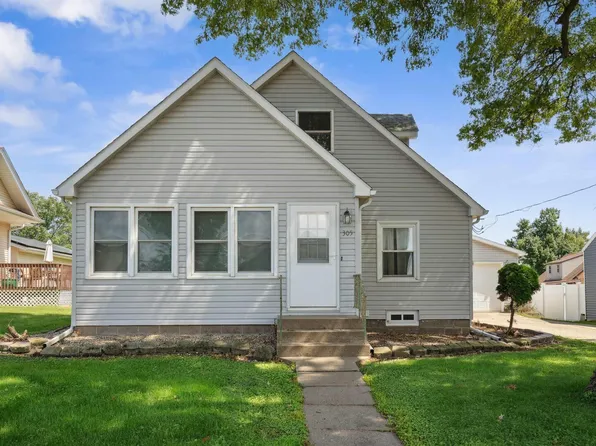 305 N Main St, Wheatland, IA 52777