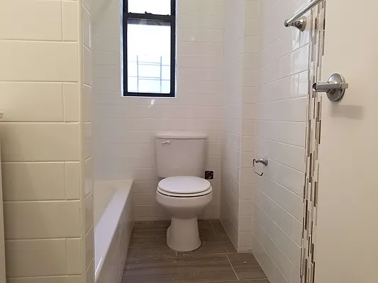 Rented by Bruma Realty LLC | media 11