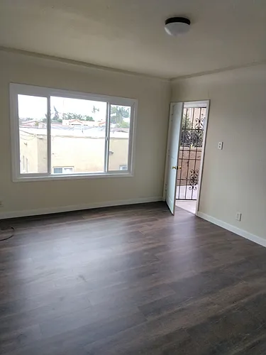 2519 Broadway #2519 Photo 1