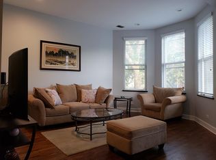 1322 W Schubert Ave APT 2F, Chicago, IL 60614