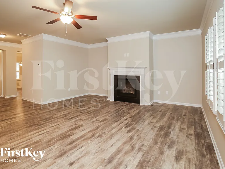 119 Prescott Dr — Photo 3
