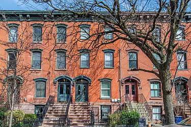 146 Sussex Street, #1