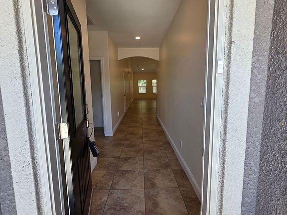 3rd image of 2026 W Crystal Ave