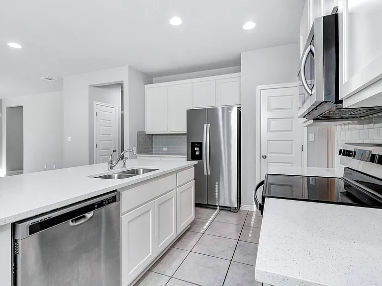 216 Syrah Ct — Photo 7