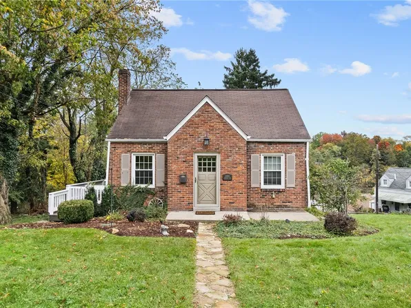 2300 Longcrest Ave, Bethel Park, PA 15102