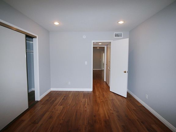 5th image of 19229 Nordhoff St APT 8