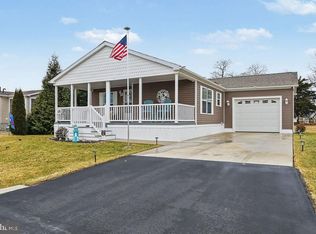 18 Buckingham Dr, Lewes, DE 19958