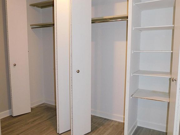 4th image of 1516 Hinman Ave APT 605