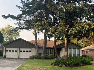 14018 Woodthorpe Ln, Houston, TX 77079