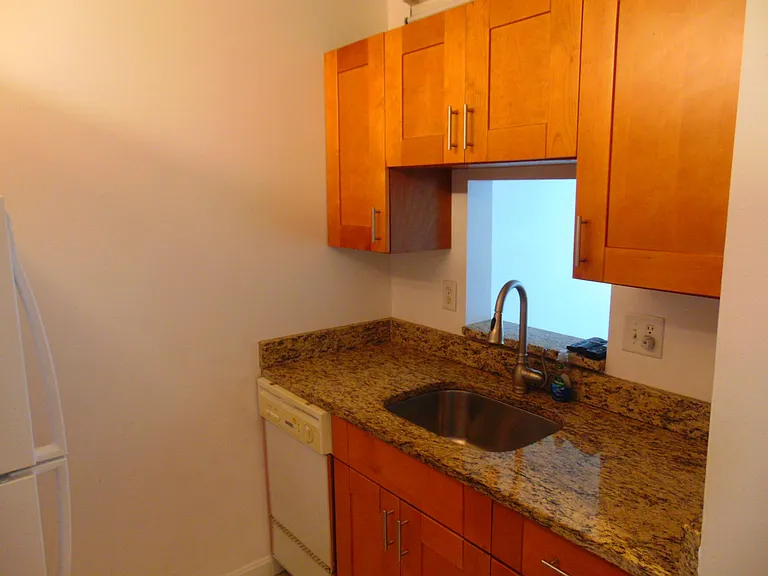 133 Commander Shea Blvd #621 — Photo 8