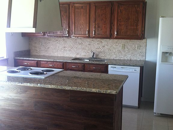 5th image of 656 Nora Ln