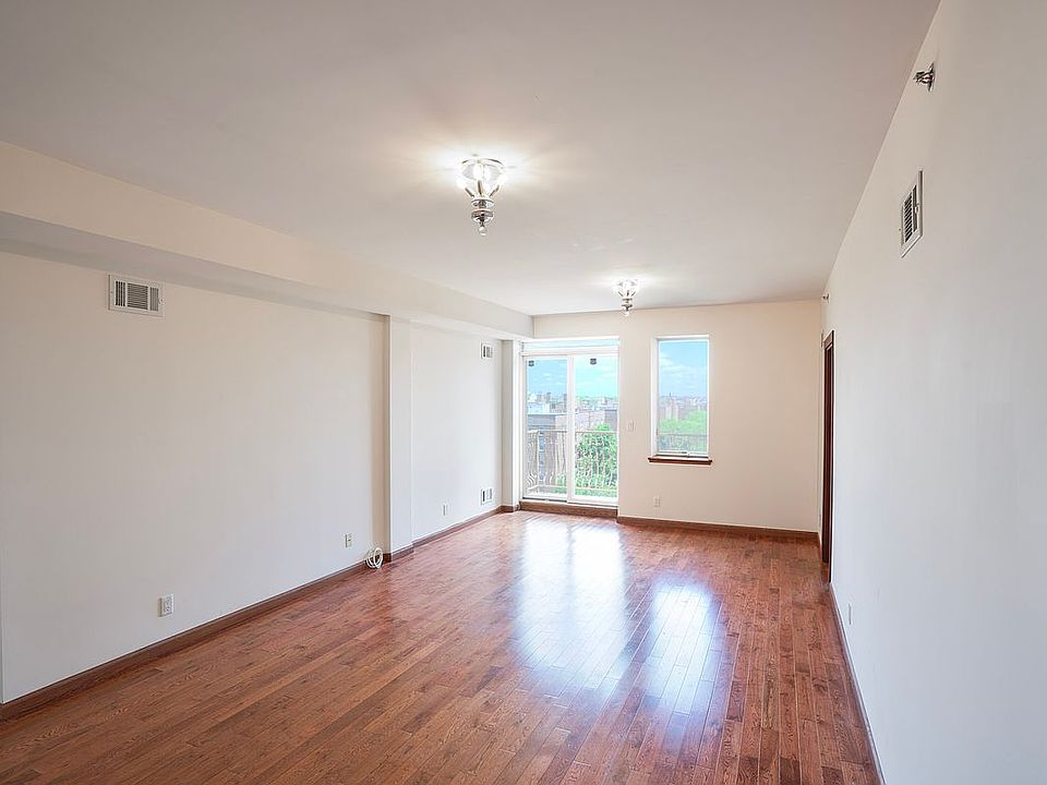1st image of 842 Ocean Pkwy #8A