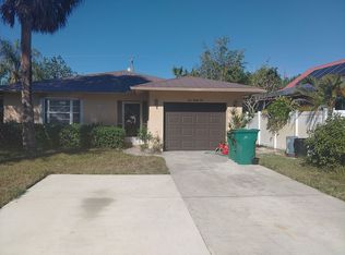 531 91st Ave N, Naples, FL 34108