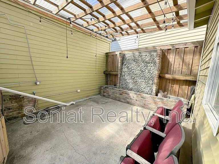 3216 Banks St — Photo 10