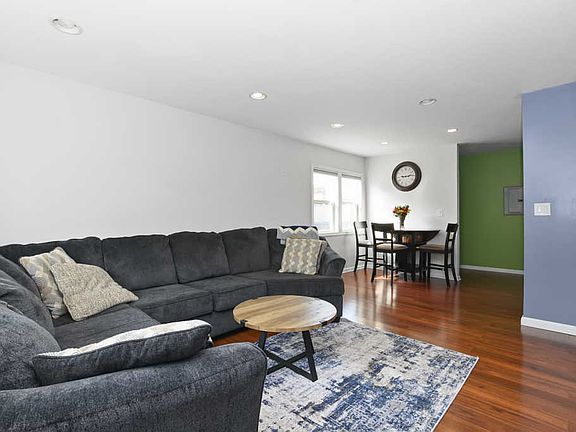 2nd image of 16750 91st Ave