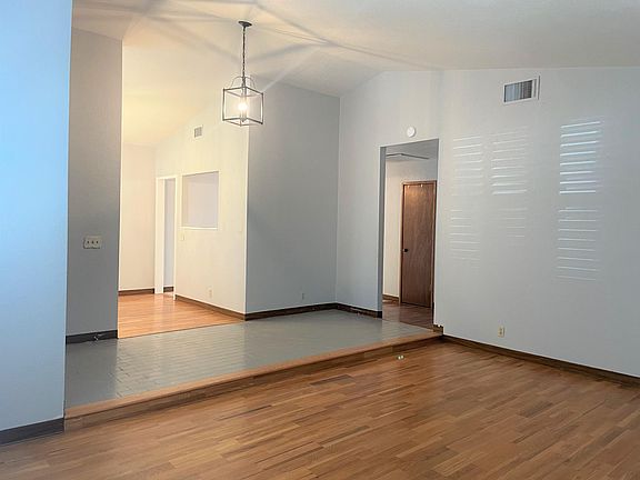2nd image of 207 Quietwood Dr