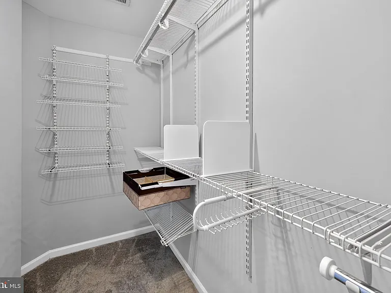 9036 Woodpecker Ct — Photo 60