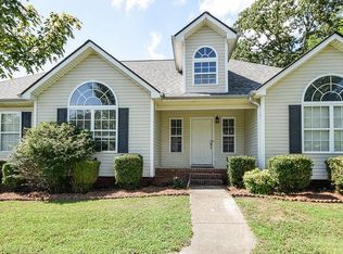 7493 British Rd, Ooltewah, TN 37363