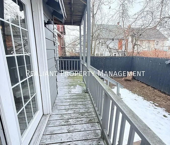 1610 Clarewood Ave — Photo 10