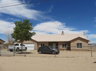 15828 Sycamore St, Hesperia, CA 92345