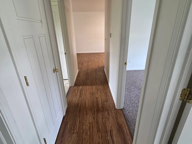 687 Camp St — Photo 22